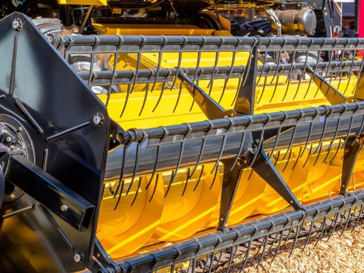 Ile kosztuje kombajn – ceny nowych i używanych maszyn