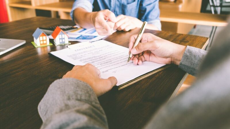 Umowa dzierżawy gruntu – wzór do pobrania i omówienie