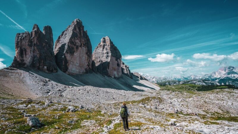 Co to jest dolomit – właściwości, zastosowanie i wpływ na glebę