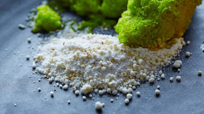 Ile kosztuje saletrzak – ceny nawozu i opłacalność stosowania